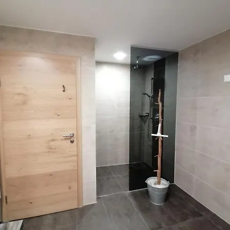 Alps Tux Apartment Exterior photo